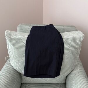 Talbots “ Perfect Short” Navy, Button/Hook Closure. Elastic Back Waist. Size 16W